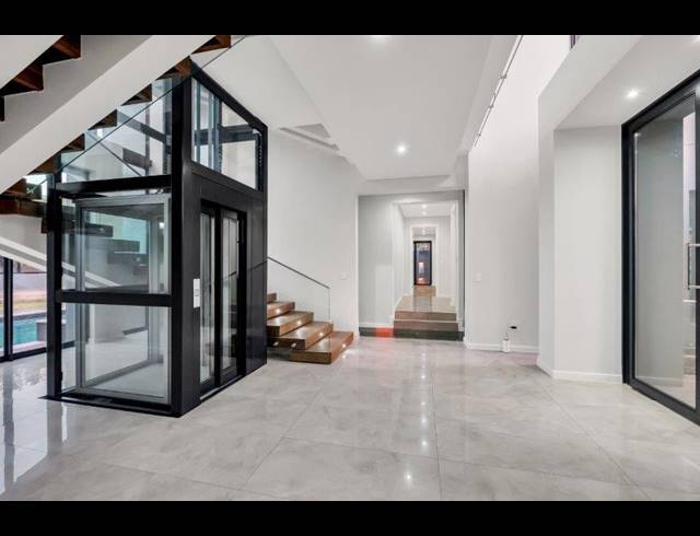 5 BEDROOM HOUSE FOR SALE IN STEYN CITY